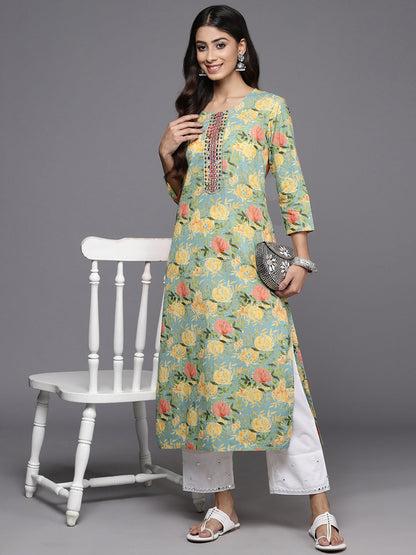 Dhiyona VR Women's Sea Green Floral Printed Mirror And Thread Embroidered Straight Kurta With Thtree Quarter Sleeves