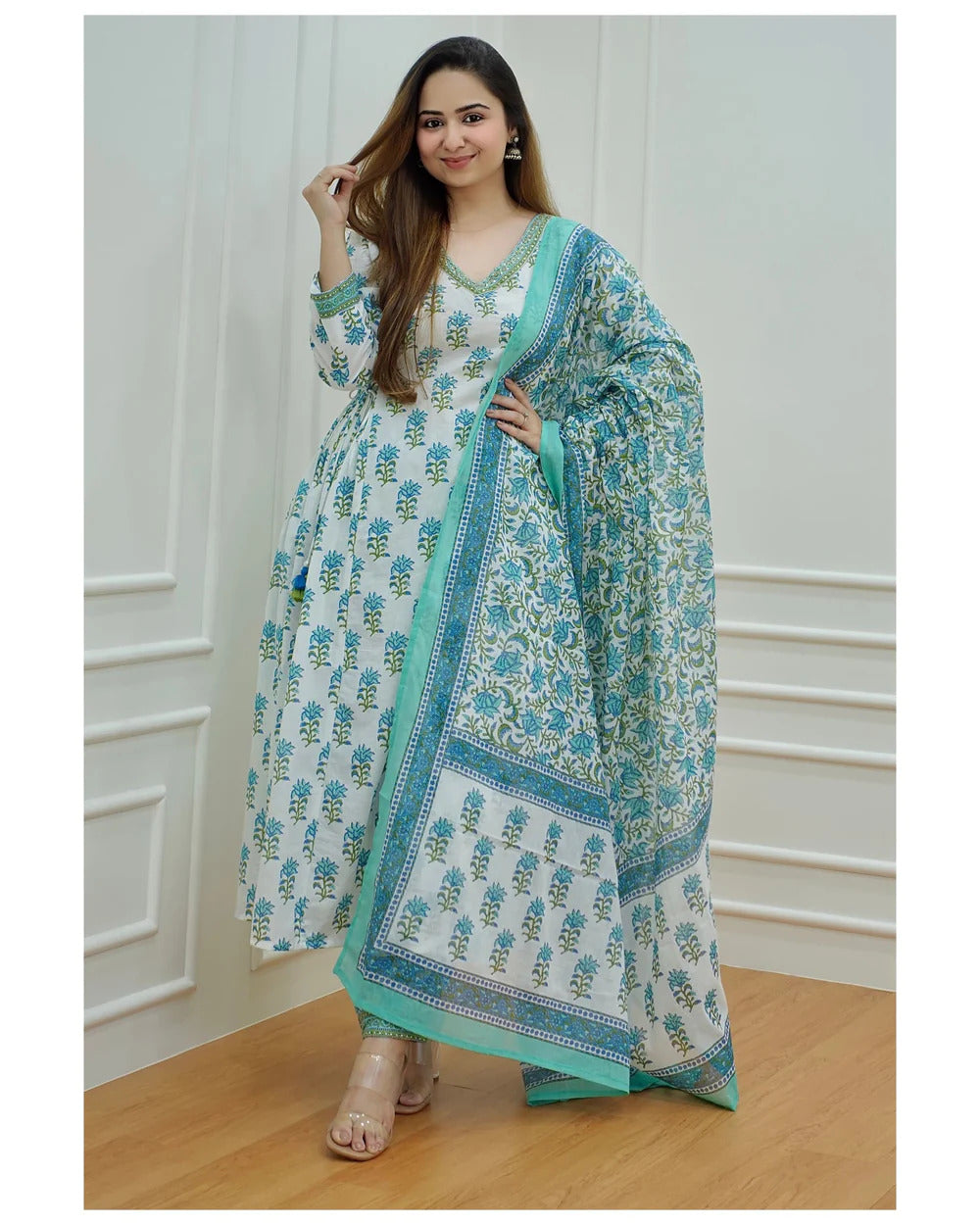 Women White Printed Pure Cotton Kurta And Pant Set