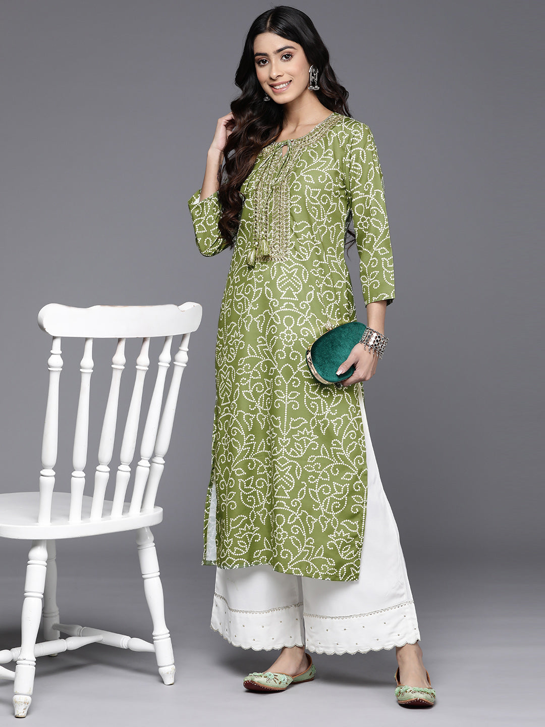 Dhiyona VR Women's Olive Bhandhani Print Gota Yoke Embroidered Kurta With Round Neck And With Tassel Detailings
