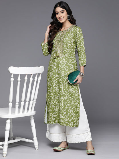 Dhiyona VR Women's Olive Bhandhani Print Gota Yoke Embroidered Kurta With Round Neck And With Tassel Detailings