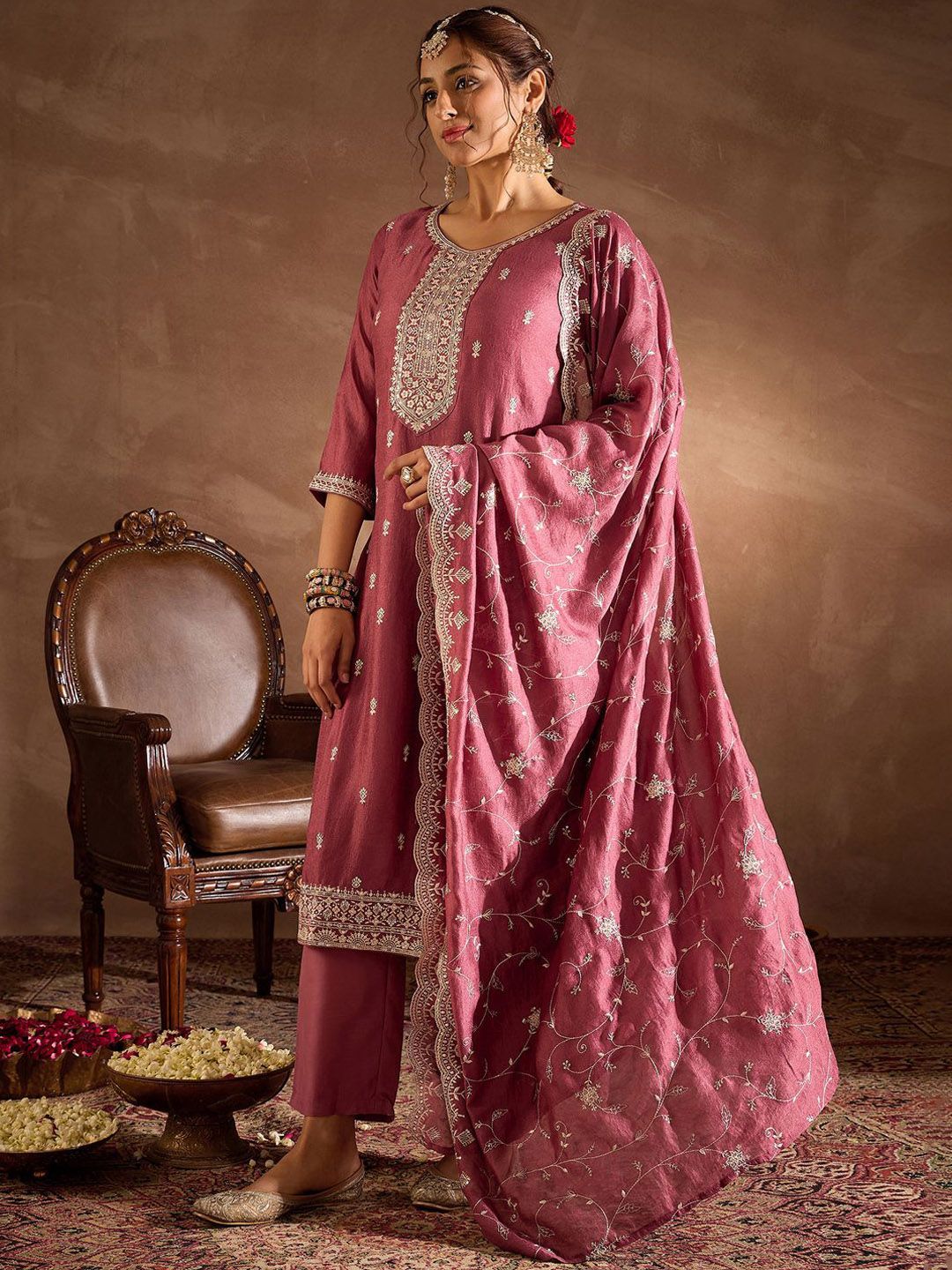 Floral Embroidered V-Neck Thread Work Straight Kurta With Trousers & Dupatta