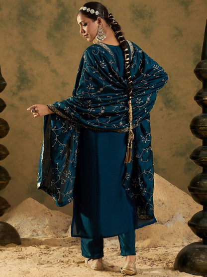 Dhiyona IE Women Floral Embroidered Regular Kurta with Trousers & With Dupatta