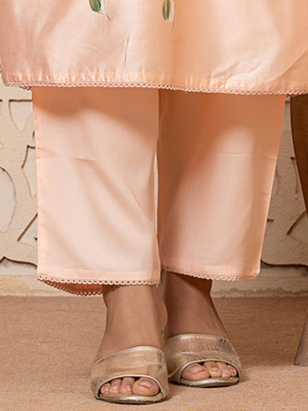 Floral Printed V-Neck Thread Work Straight Kurta with Trousers & Dupatta