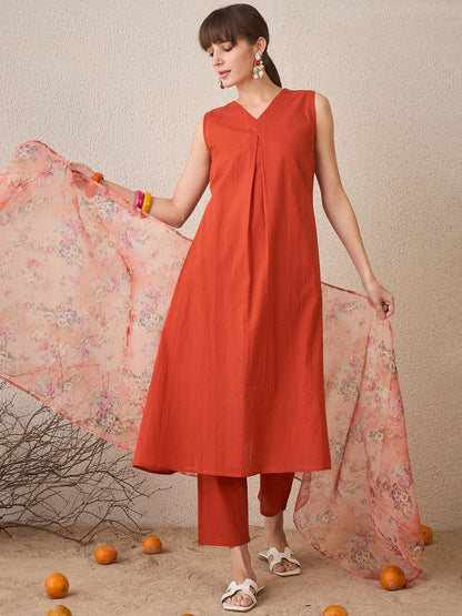 Dhiyona IE Women Floral Regular Pure Cotton Kurta with Trousers & With Dupatta