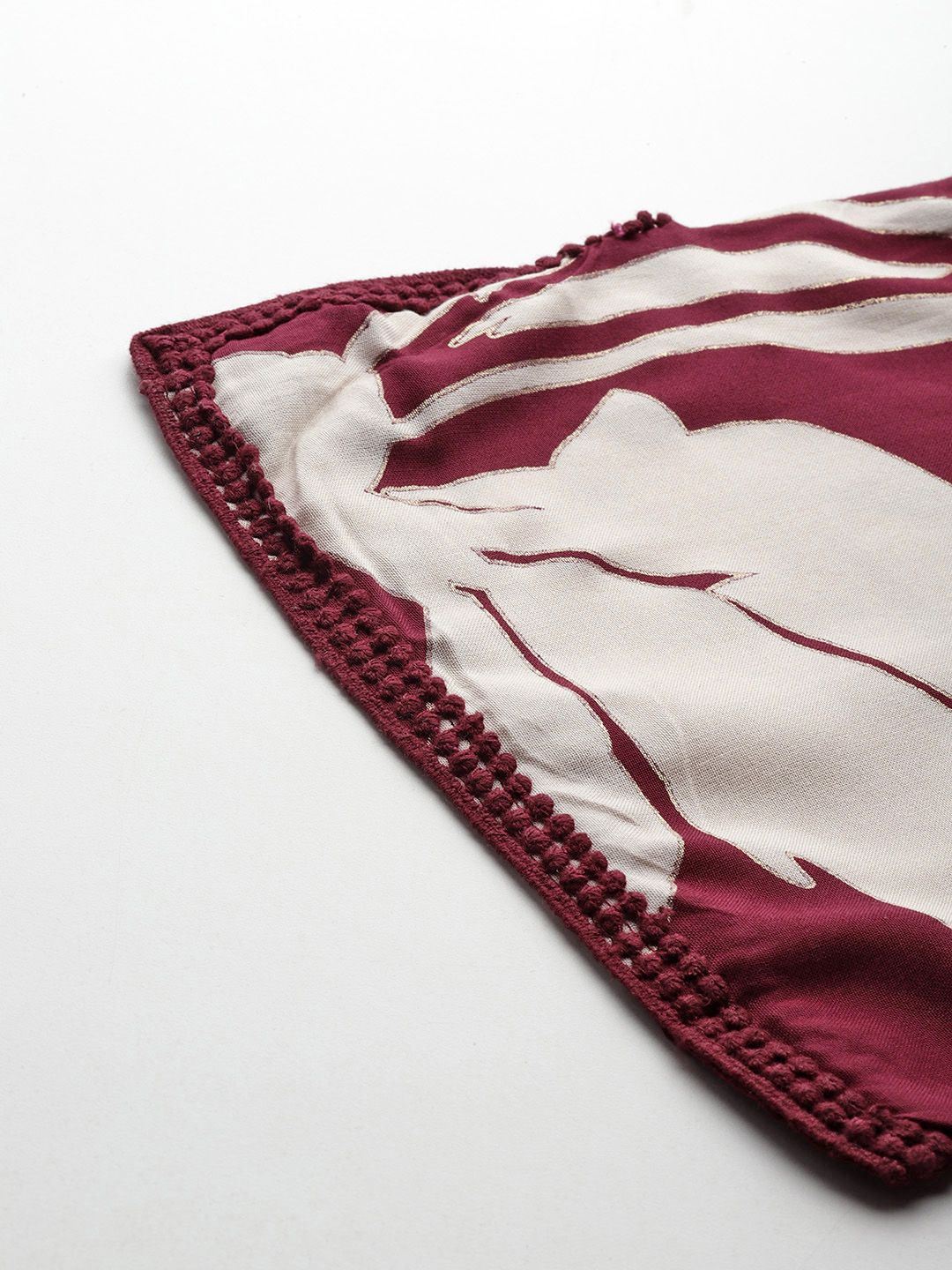 Women Floral Printed Sequinned Kurta with Trousers