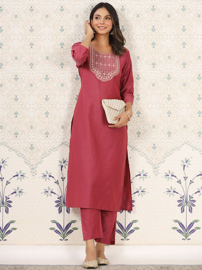 Dhiyona OD  Floral Embroidered Kurta