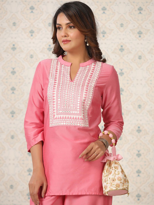 Dhiyona OD  Floral Embroidered Regular Thread Work Kurta with Trousers