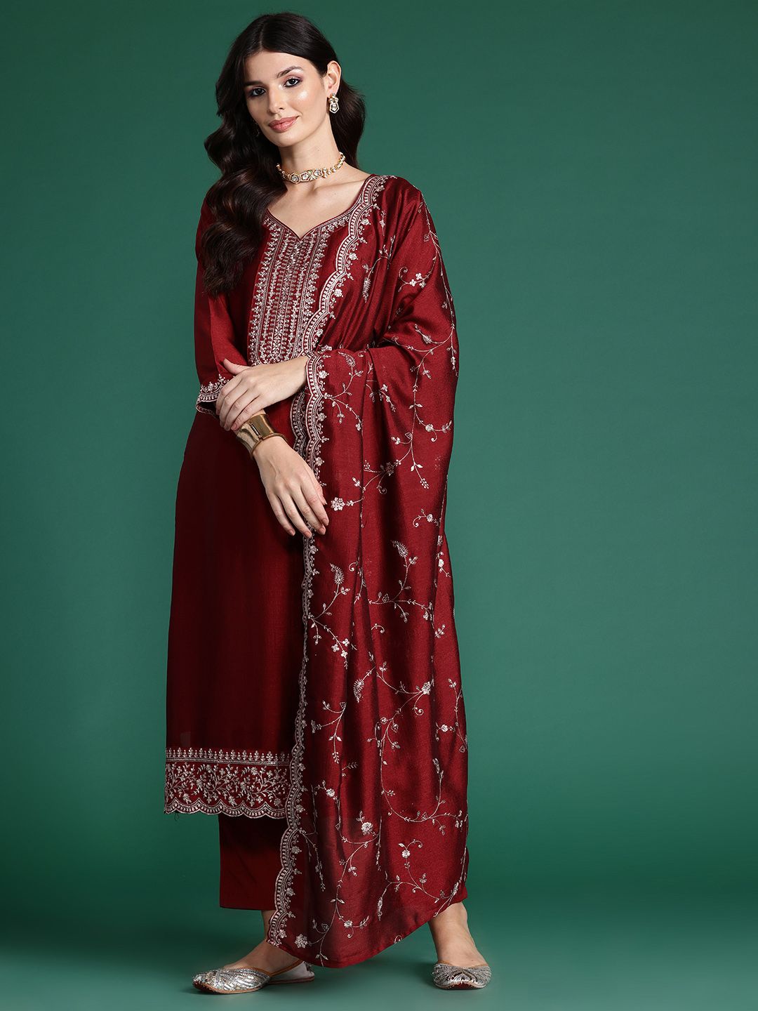 Ethnic Motifs Embroidered Sequinned Kurta with Trousers & Dupatta