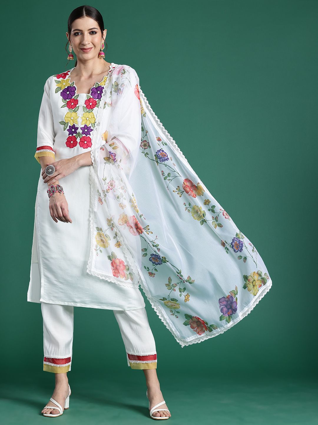 Dhiyona IE Women Floral Embroidered Regular Patchwork Kurta with Trousers & With Dupatta