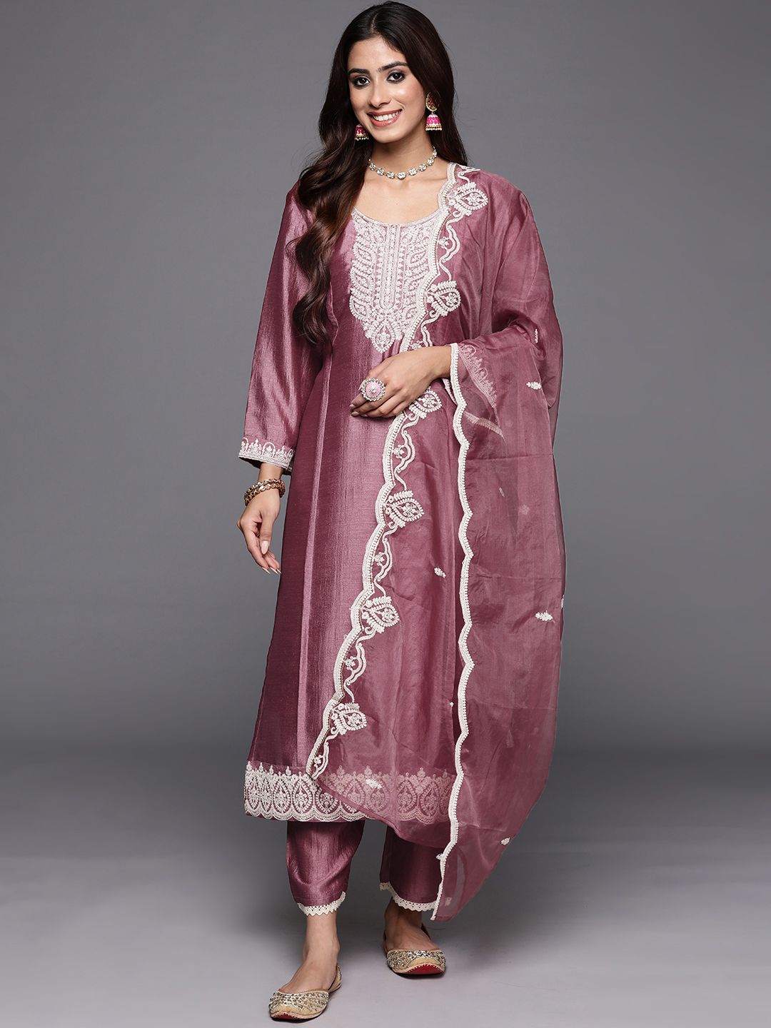Dhiyona IE Women Embroidered Regular Sequined Kurta with Trousers & Dupatta