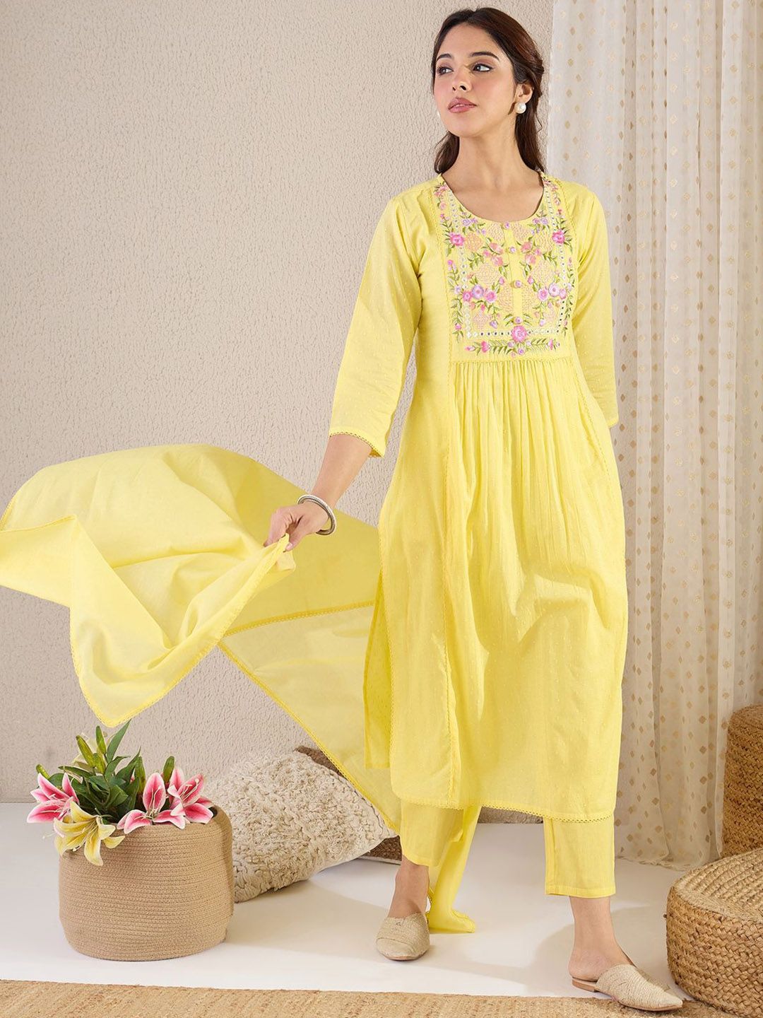 Dhiyona IE Women Floral Embroidered Cotton Kurta with Trousers & Dupatta