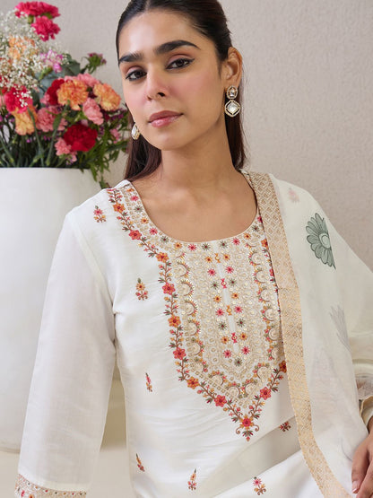Dhiyona IE Women Floral Embroidered Kurta with Trousers & Dupatta
