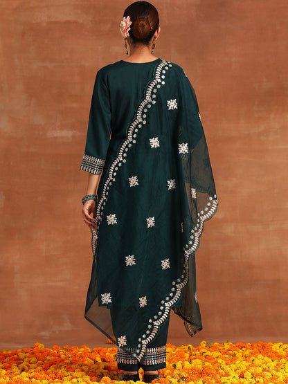 Ethnic Motifs Embroidered Thread Work Kurta & Trousers With Dupatta