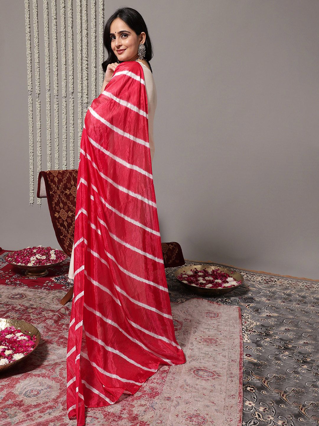 Dhiyona SN Women's V-Neck Straight Kurta With Trousers & Dupatta