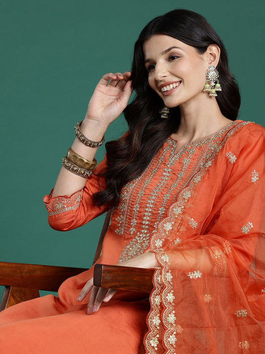 Dhiyona IE Ethnic Motifs Embroidered Gotta Patti Kurta With Trousers & Dupatta