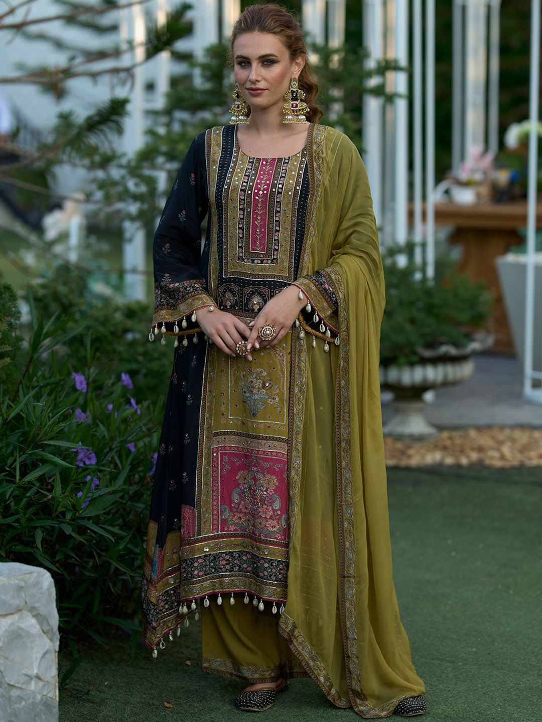 Women Ethnic Motifs Printed Kurta with Palazzos & Dupatta