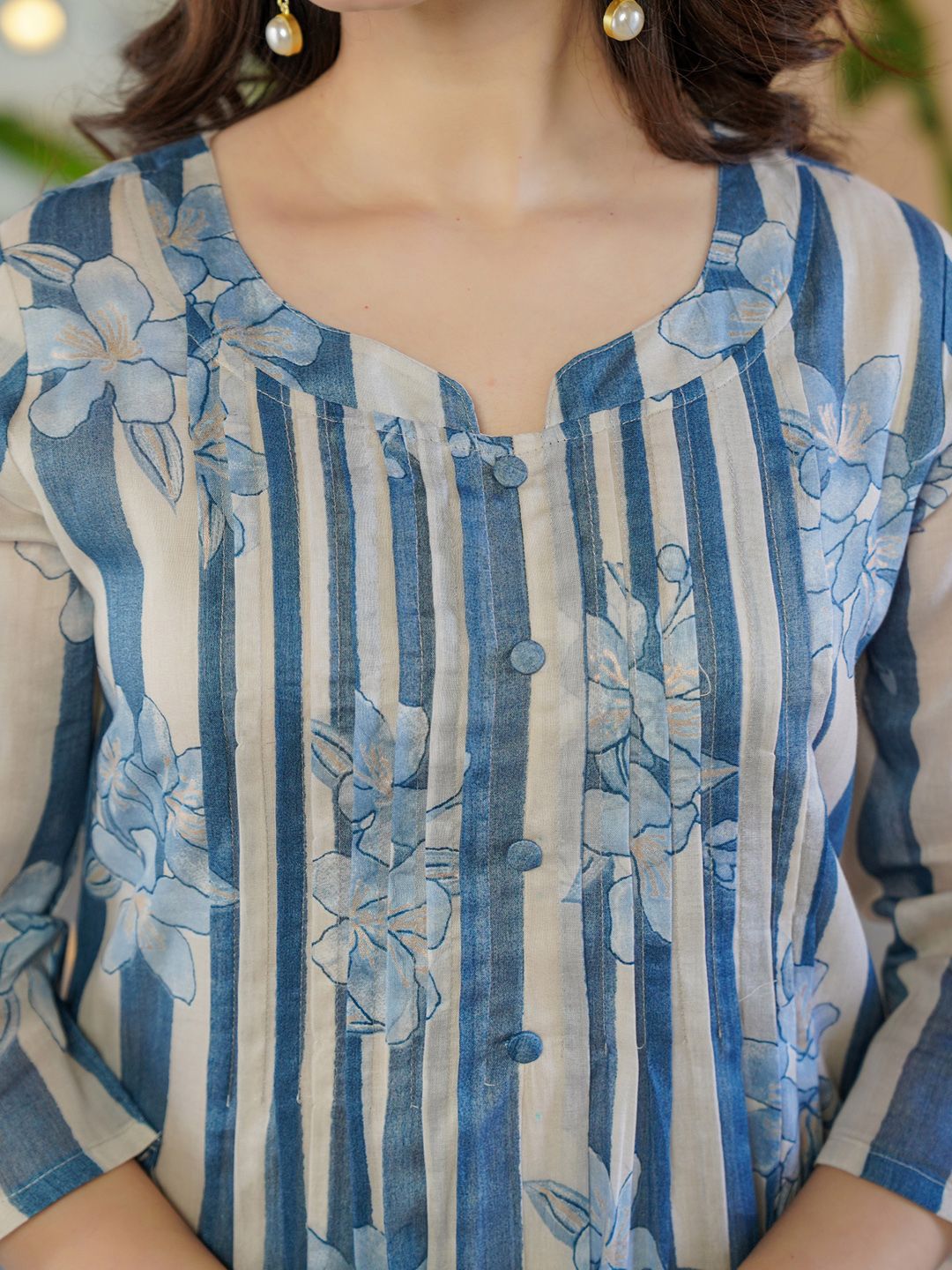 Dhiyona IE Floral Printed Round Neck A-Line Pure Cotton Kurta With Trousers