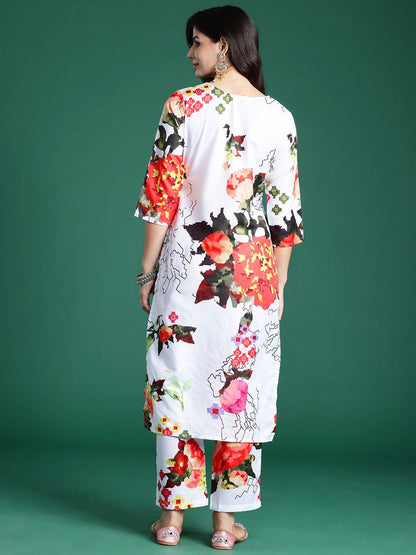 Women Floral Printed Regular Kurta with Trousers