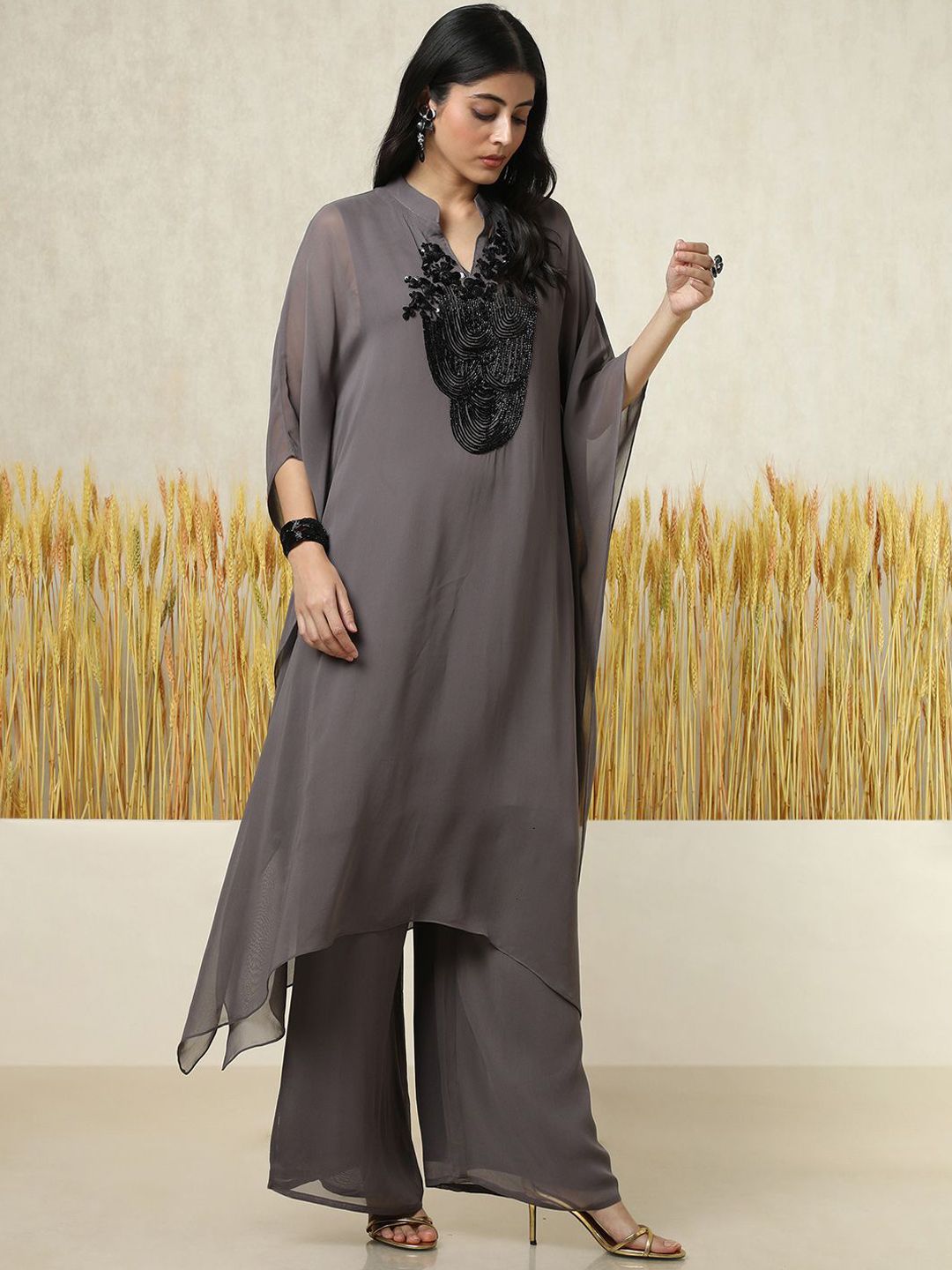 Dhiyona SO Women's Floral Yoke Design Mandarin Collar Beads Work Georgette Kurta & Palazzos & Inner