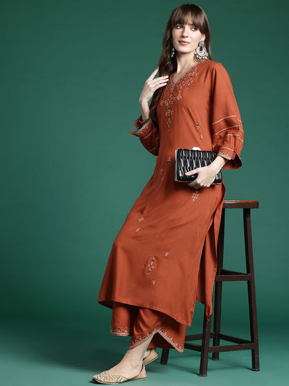 Embroidered Thread Work Kurta with Trousers