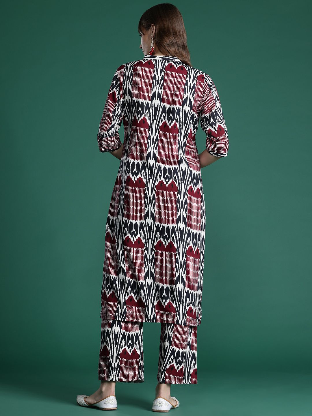Dhiyona IE Printed Regular Kurta with Palazzos