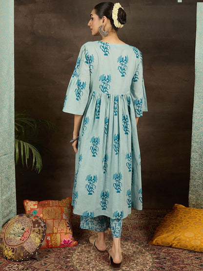 Dhiyona IE Women Floral Printed Pleated Pure Cotton Kurta Set