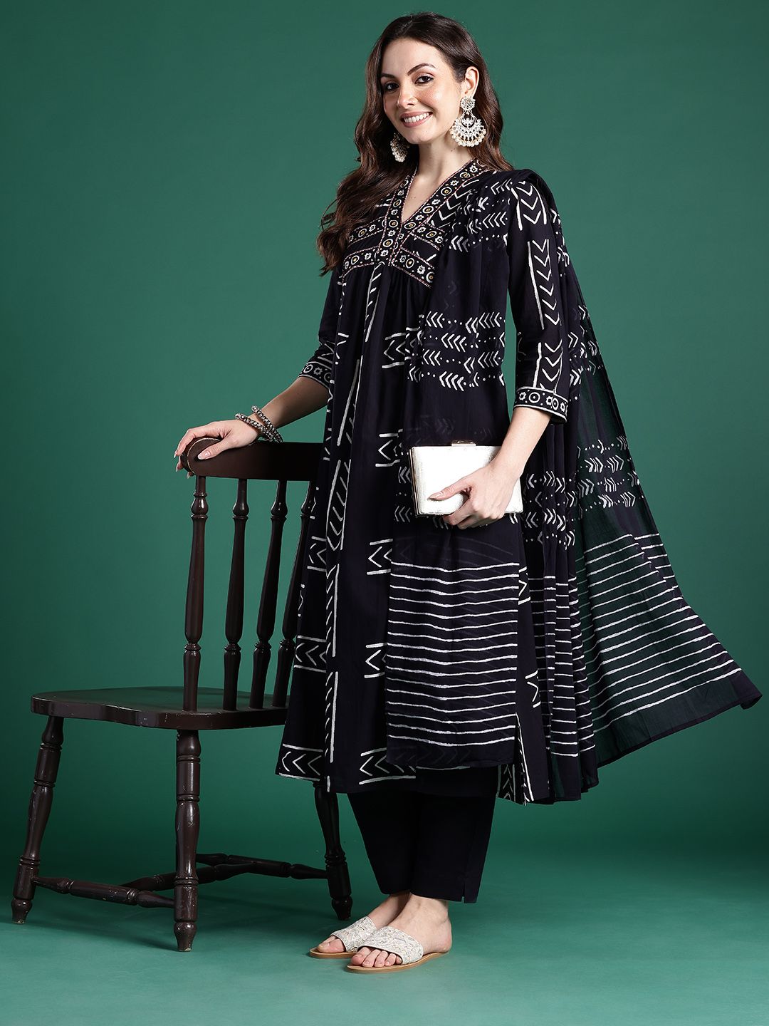 Geometric Printed Empire Thread Work Pure Cotton Kurta with Trousers & Dupatta