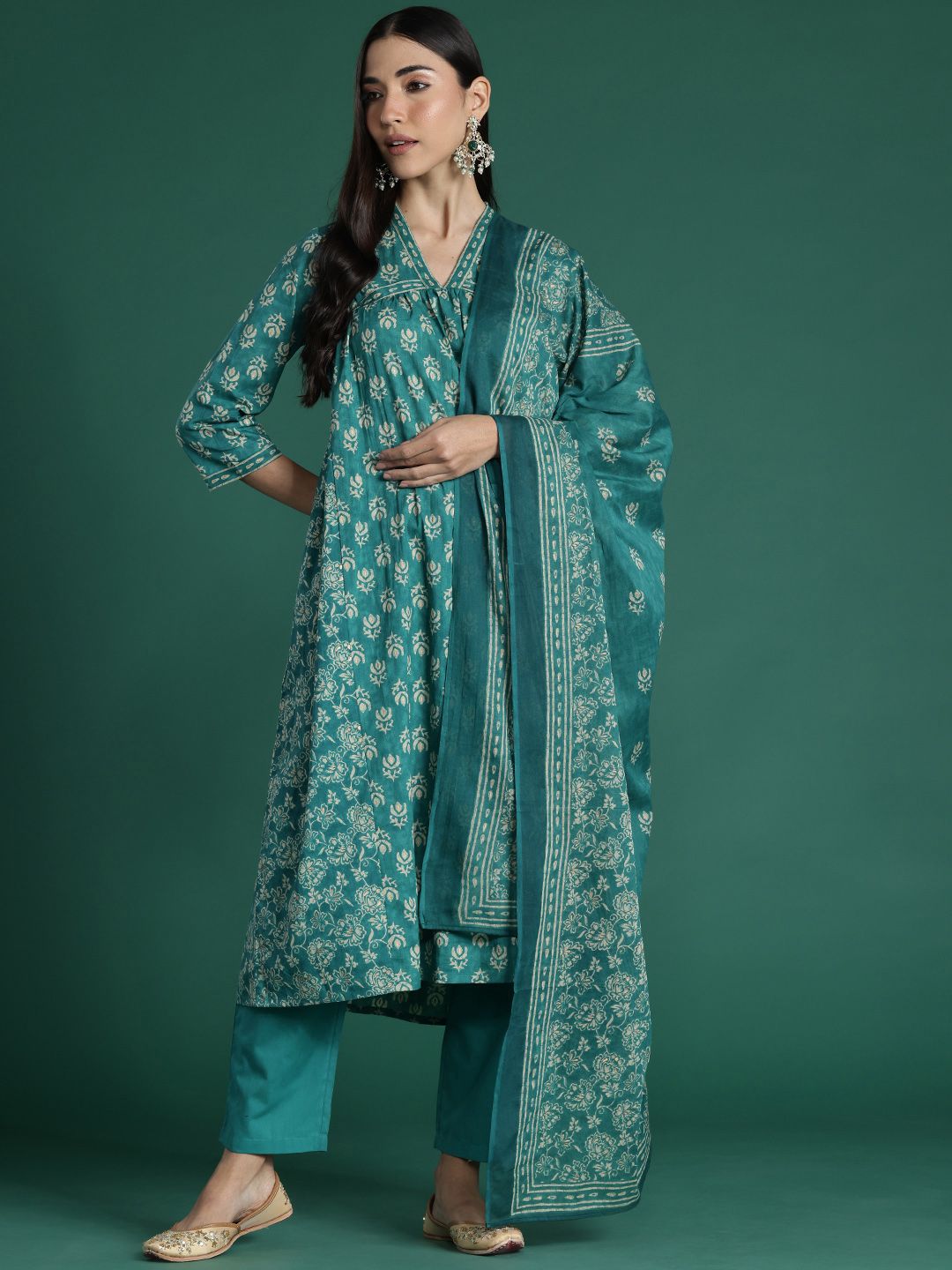 Women Floral Printed Empire Pure Cotton Kurta with Trousers & With Dupatta
