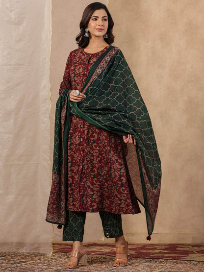 Dhiyona SN Women's Floral Printed Pure Cotton Straight Kurta With Trouser & Dupatta