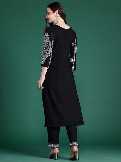 Floral Printed Regular Kurta with Trousers