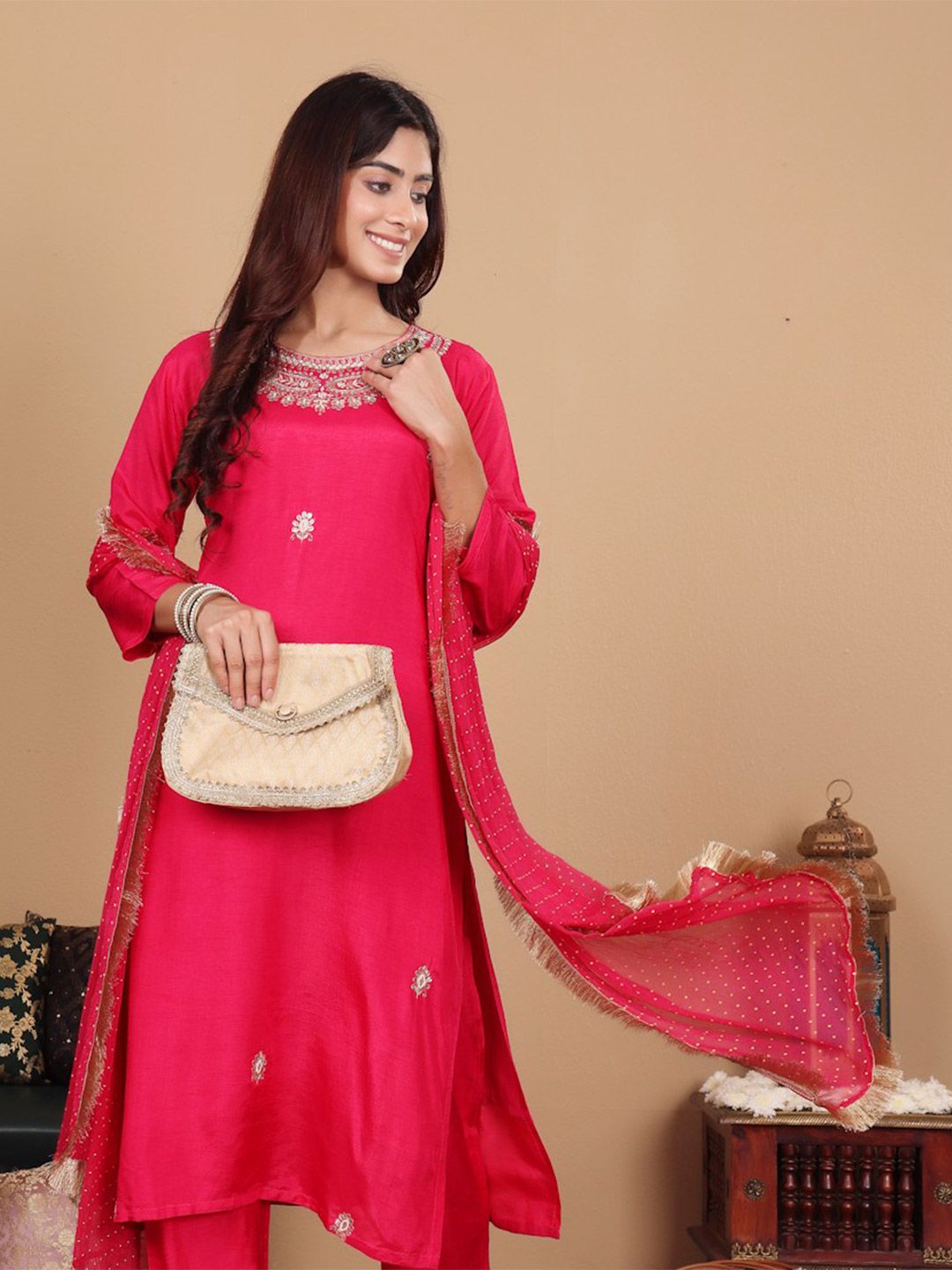 Dhiyona VA Women's Pink pure silk zardozi & floral embroidered kurta with trousers & dupatta