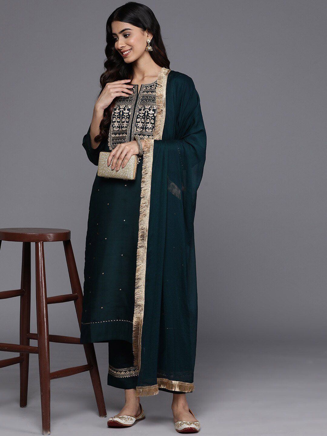 Dhiyona VA Women'sGreen Ethnic Motifs Embroidered Straight Kurta With Trousers & Dupatta