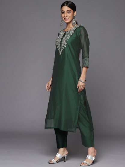 Dhiyona VA Women's Green Floral Yoke Design Chanderi Silk Kurta with Trousers & With Dupatta