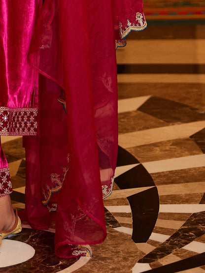 Women Ethnic Motifs Embroidered Regular Velvet Kurta with Trousers & With Dupatta