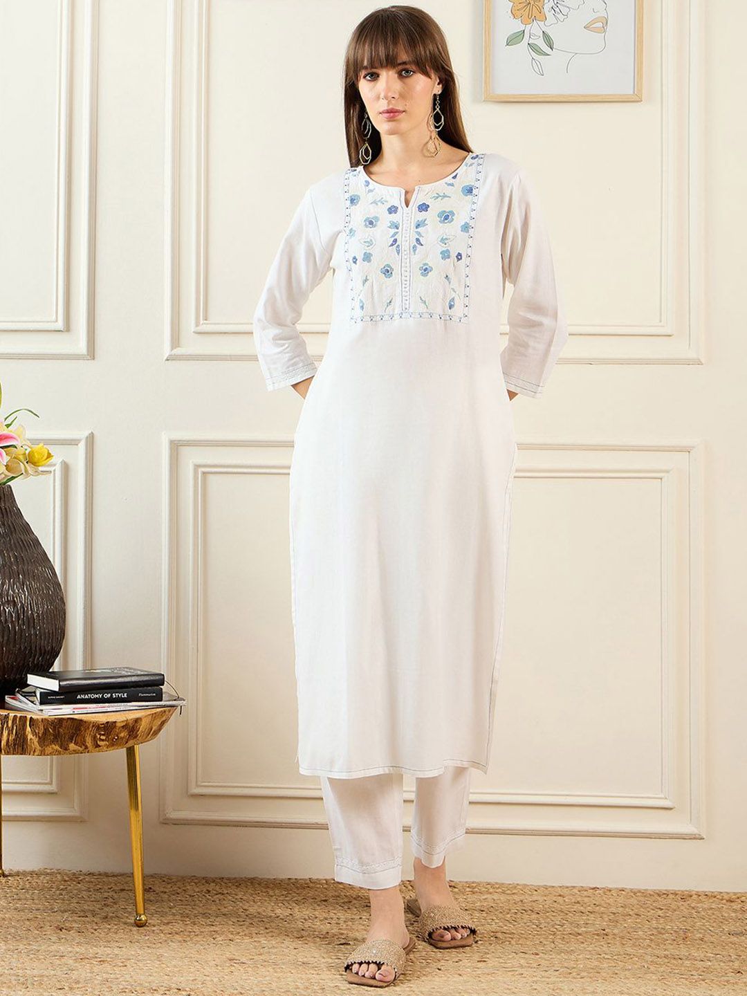 Dhiyona IE Floral Embroidered Notched Neck Pure Cotton Straight Kurta With Trousers
