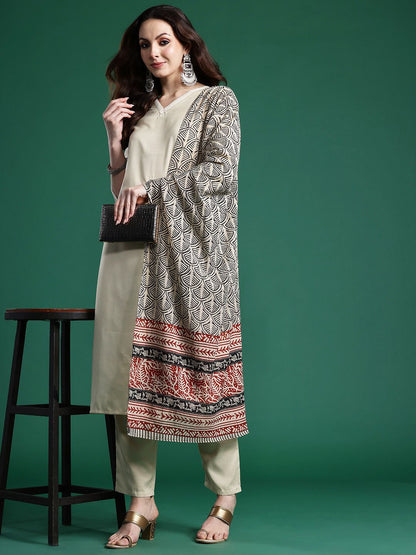 Women Regular Kurta with Trousers & With Dupatta