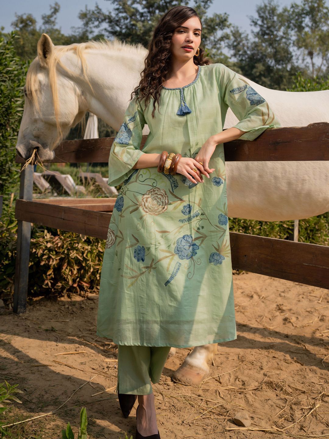 Women Floral Printed Regular Pure Cotton A-Line Kurta with Trousers