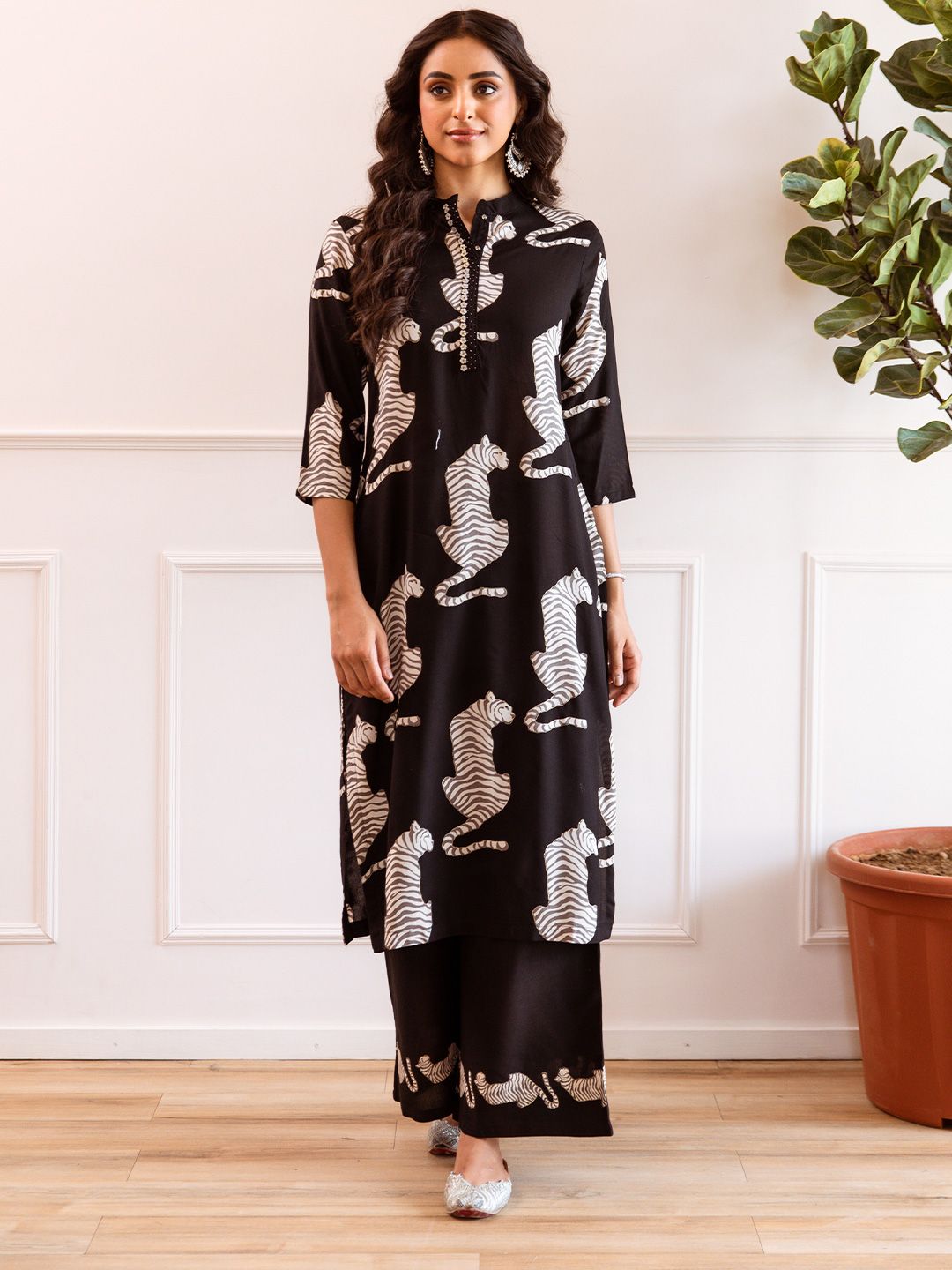 Dhiyona IS Women's Women Ethnic Motifs Printed Regular Kurta with Palazzos