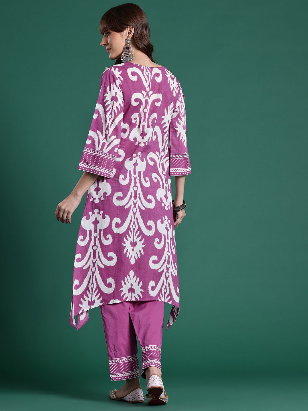 Ethnic Motifs Printed Regular Kurta with Trousers