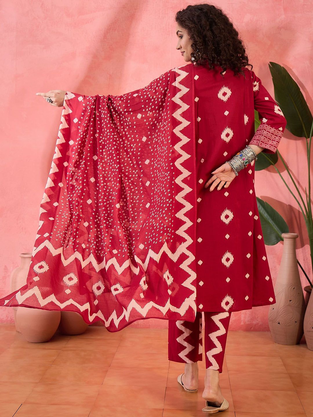 Dhiyona SN Women's Geometric Printed V-Neck Pleated Pure Cotton A-Line Kurta With Trouser And Dupatta