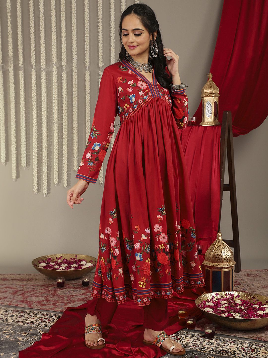 Dhiyona VA Women'sFloral Printed Empire Kurta with Trousers & With Dupatta