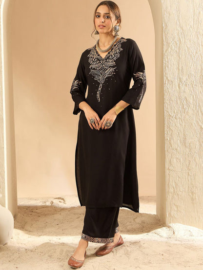 Dhiyona IE Women Embroidered Regular Kurta with Trousers