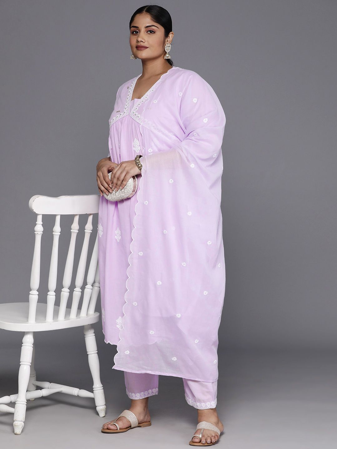 Dhiyona VA Women'sPlus Size Floral Embroidered Empire Thread Work Pure Cotton Kurta Set