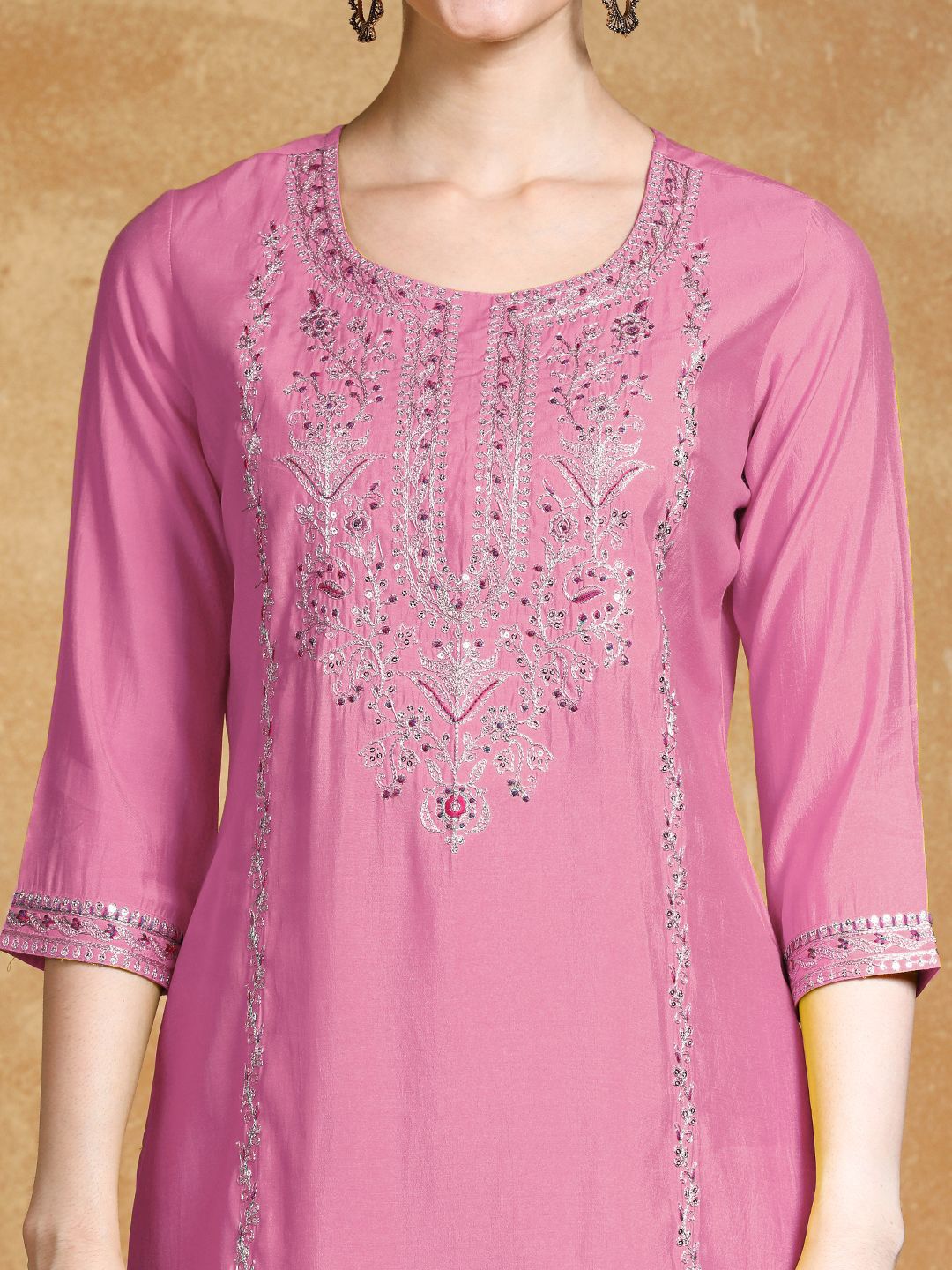 Dhiyona VA Women'sFloral Embroidered Regular Round Neck Straight Kurta With Trousers & Dupatta