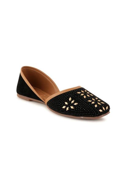Dhiyona AK Embellished Mojaris
