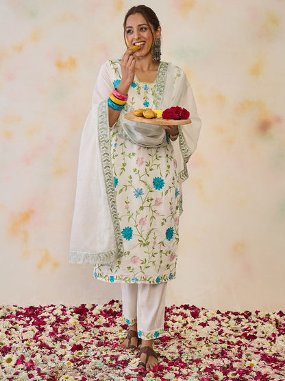 Dhiyona IE Women Floral Embroidered Regular Thread Work Kurta with Trousers & With Dupatta