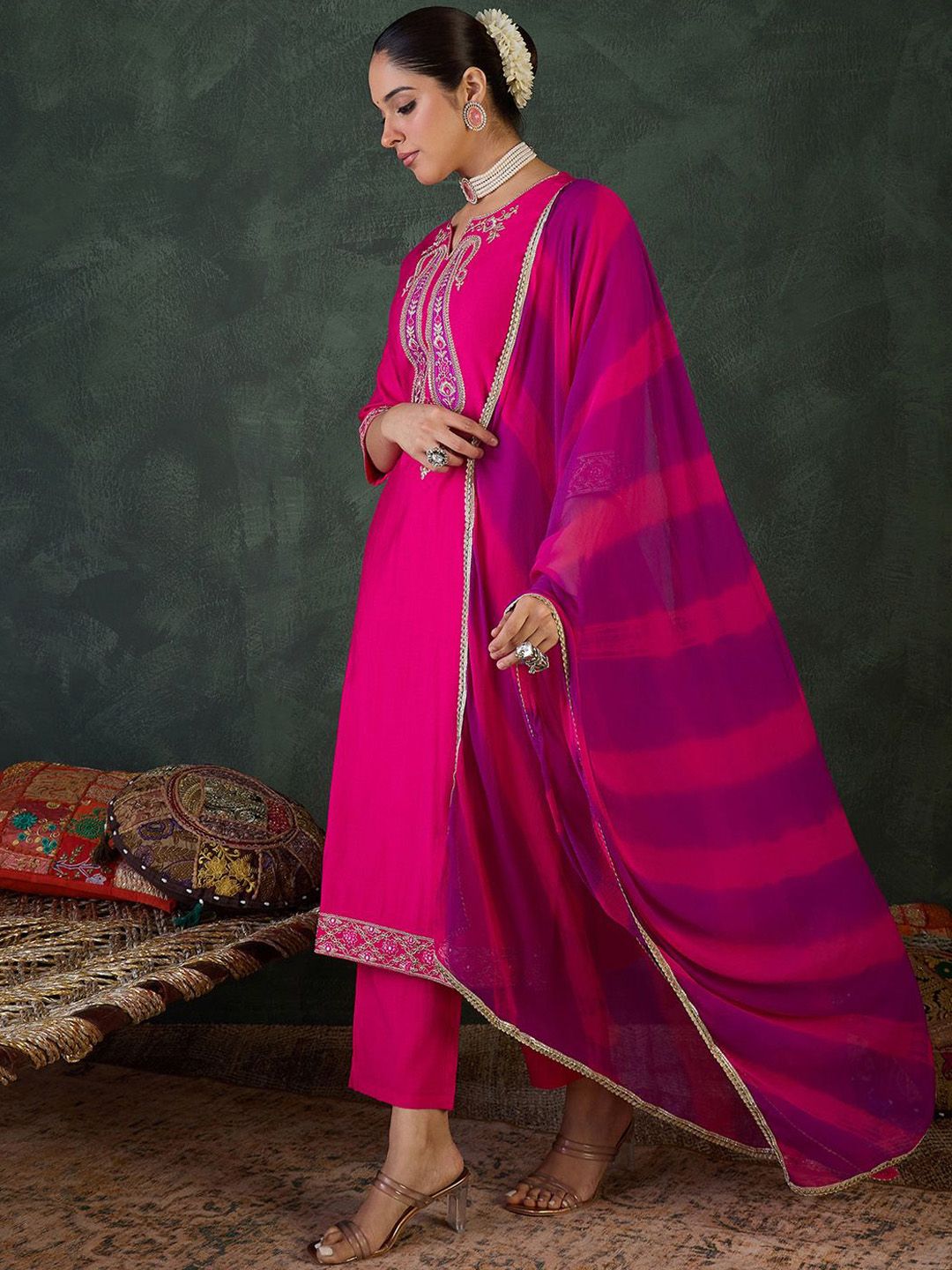 Ethnic Motifs Embroidered Sequinned Kurta With Trousers & Dupatta