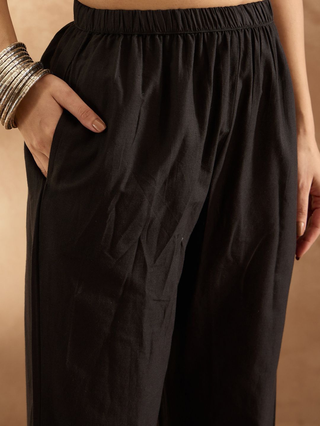 Dhiyona IE Embroidered Tunic With Trousers Co-Ords