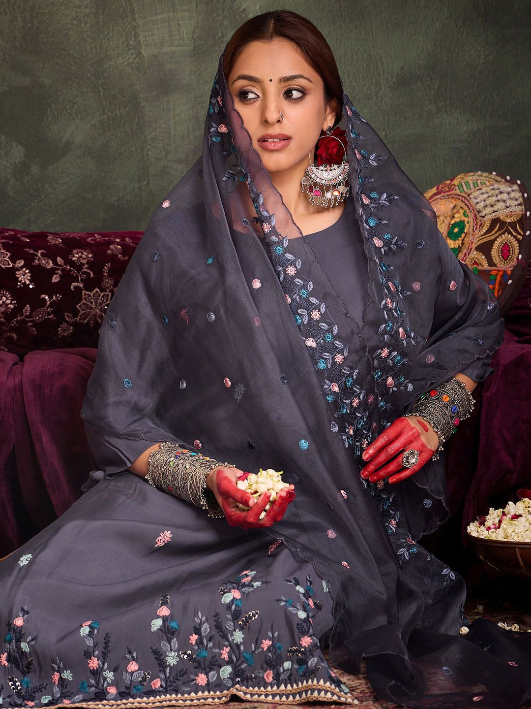 Dhiyona IE Floral Embroidered Thread Work Straight Kurta With Trousers & Dupatta