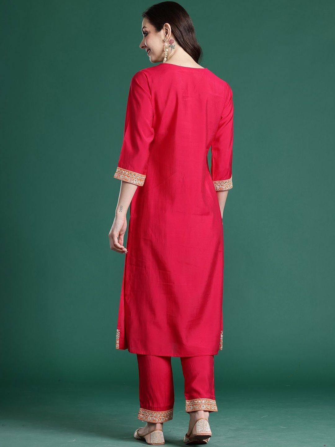 Women Ethnic Motifs Embroidered Kurta with Trousers